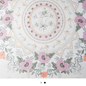 American Eagle - Floral Patterned Shower Curtain